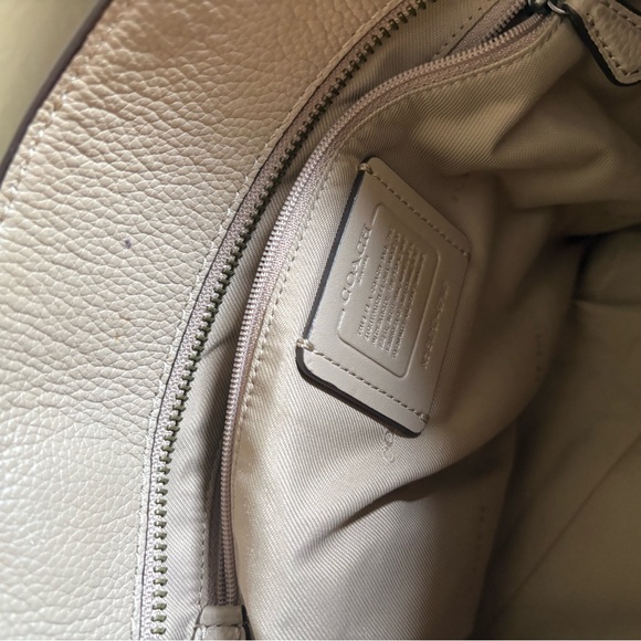 Coach Turnlock Tote Bag - Picture 5 of 7